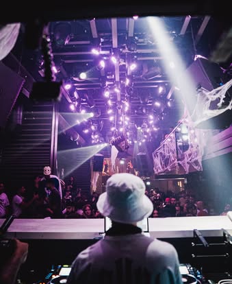 HALLOWEEN at 44 Toronto