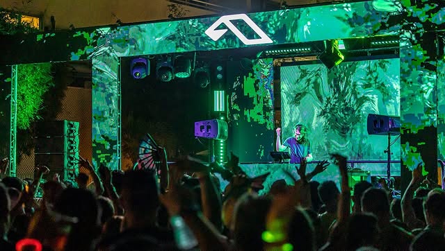 MAT ZO at FUTURE Toronto