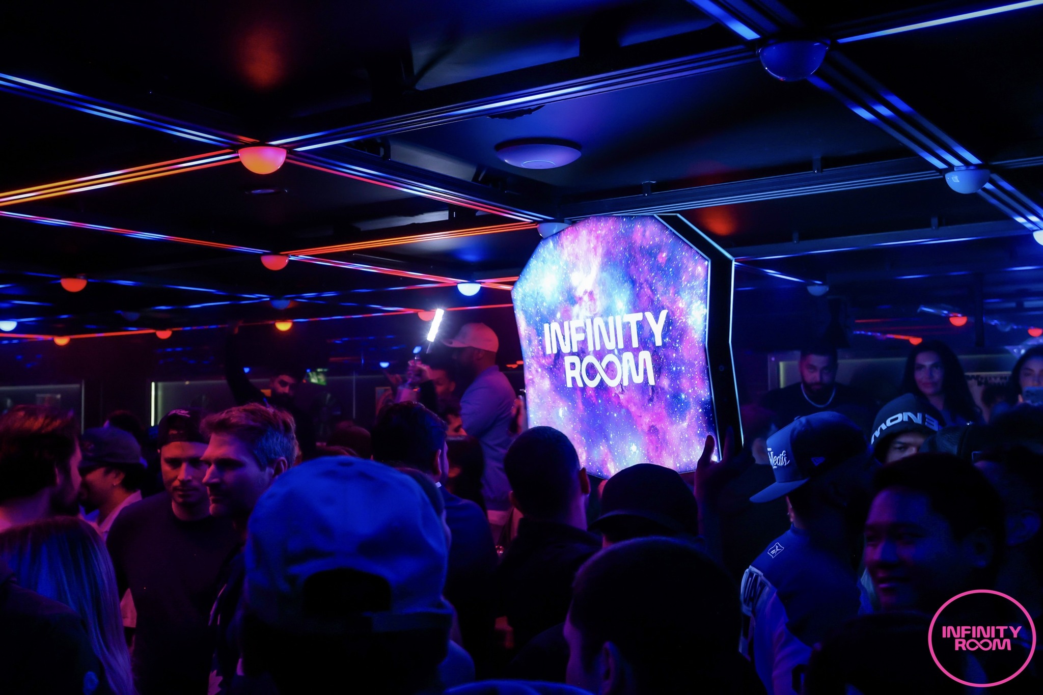 Toronto Clubs | INFINITY ROOM TORONTO | Guestlist, Tickets, and Bottle ...