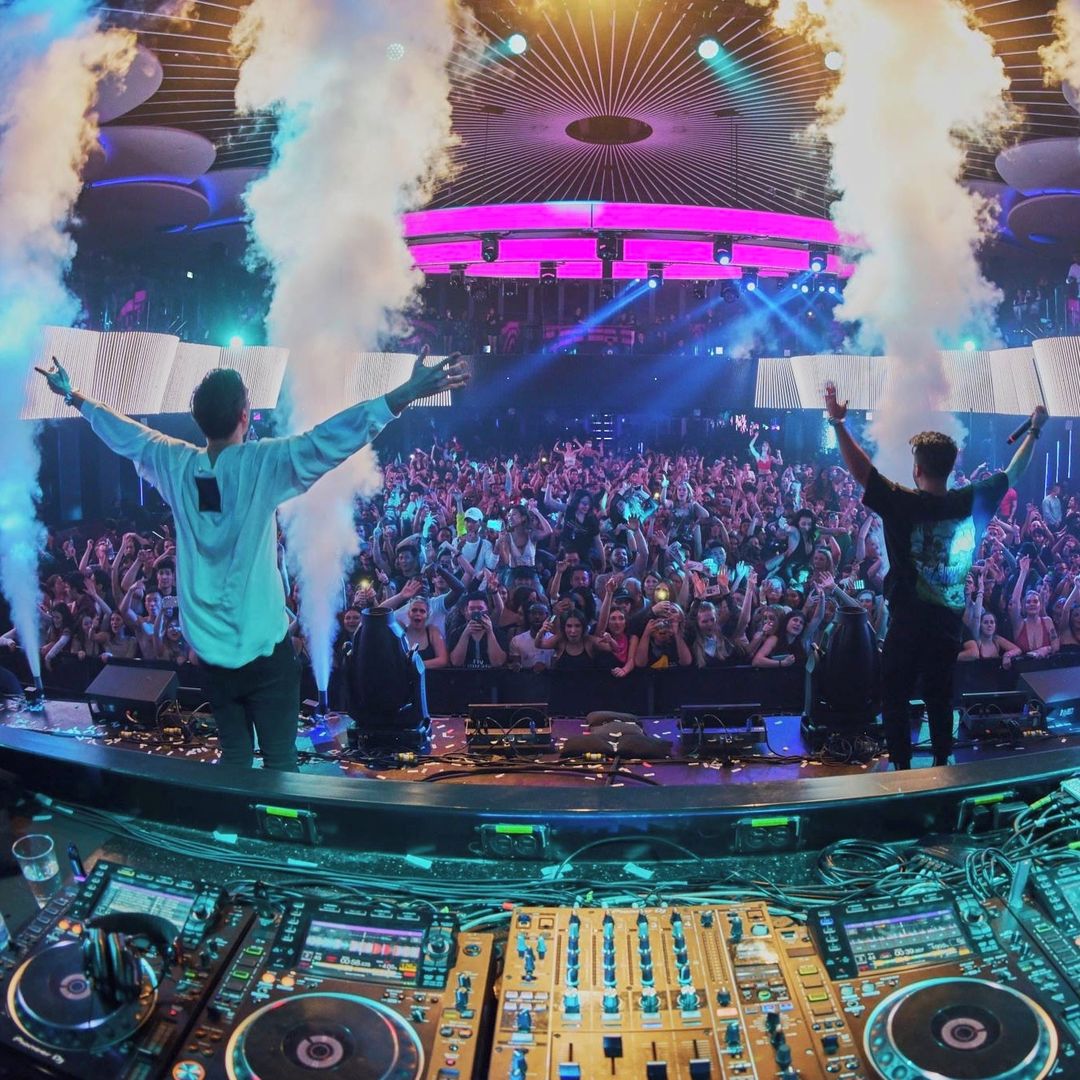 Toronto Clubs Rebel Toronto